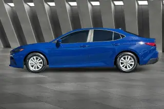 Toyota Camry 2025 LE 4dr Sedán