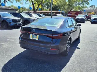 Volkswagen Jetta 2025 Sport sedán 4 puertas