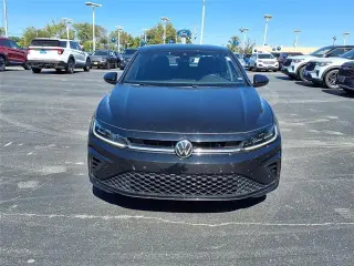 Volkswagen Jetta 2025 Sport sedán 4 puertas