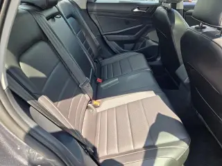 Volkswagen Jetta 2024 SE 4dr Sedán