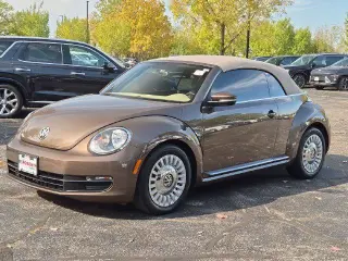 Volkswagen Beetle Convertible 2013 2.5L PZEV 2dr Convertible 6A