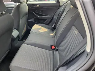 Volkswagen Jetta 2024 S Sedán de 4 puertas 8A