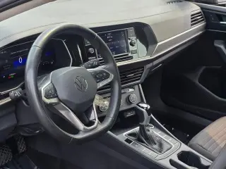 Volkswagen Jetta 2024 S Sedán de 4 puertas 8A