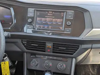Volkswagen Jetta 2023 S 4dr Sedan 8A