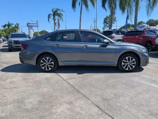 Volkswagen Jetta 2023 S 4dr Sedan 8A