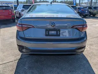 Volkswagen Jetta 2023 S 4dr Sedan 8A