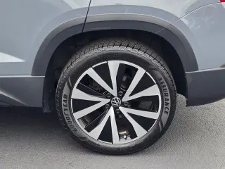 Volkswagen Taos 2023 SE 4dr SUV