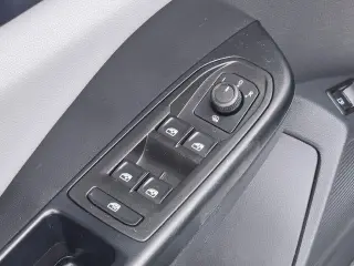 Volkswagen Taos 2023 SE 4dr SUV