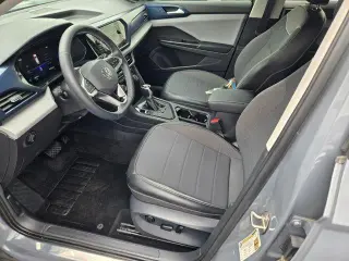 Volkswagen Taos 2023 SE 4dr SUV