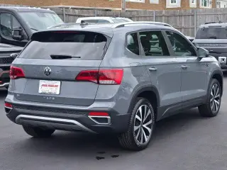 Volkswagen Taos 2023 SE 4dr SUV