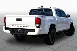 Toyota Tacoma 2022 4x2 SR 4dr Double Cab 5.0 ft SB