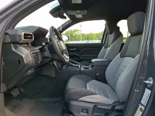 Toyota Tacoma 2025 4x4 Limited 4dr Double Cab 5.0 ft SB