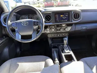 Toyota Tacoma 2018 4x4 TRD Off-Road 4 puertas Doble Cabina 6.1 pies LB