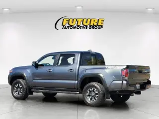 Toyota Tacoma 2022 4x4 SR V6 4dr Double Cab 5.0 ft SB