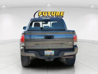 Toyota Tacoma 2022 4x4 SR V6 4dr Double Cab 5.0 ft SB
