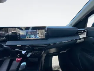Nissan Kicks 2025 SR 4dr Crossover