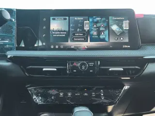 Nissan Kicks 2026 SR 4dr Crossover