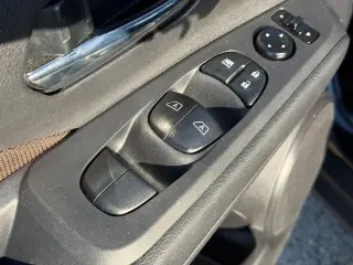 Nissan Kicks 2024 SR 4dr Crossover