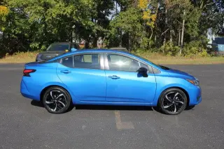 Nissan Versa 2024 SR 4dr Sedán