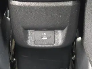 Nissan Versa 2025 SV 4dr Sedán