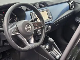 Nissan Versa 2025 SV 4dr Sedán