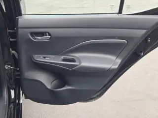 Nissan Versa 2025 SV 4dr Sedán