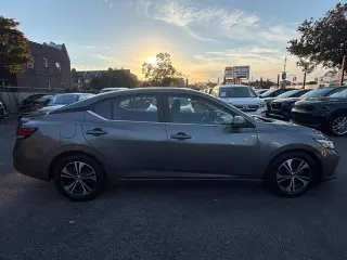 Nissan Sentra 2023 SV Sedán 4 puertas