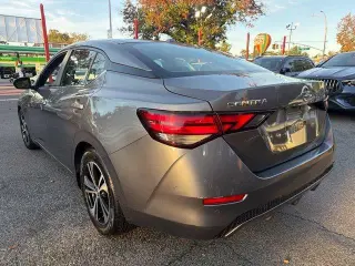 Nissan Sentra 2023 SV Sedán 4 puertas
