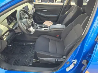 Nissan Sentra 2023 SV Sedán 4 puertas