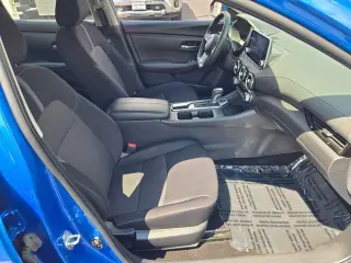 Nissan Sentra 2023 SV Sedán 4 puertas