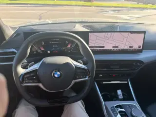 Sedán BMW 3 Series 2026 AWD 330i xDrive 4dr