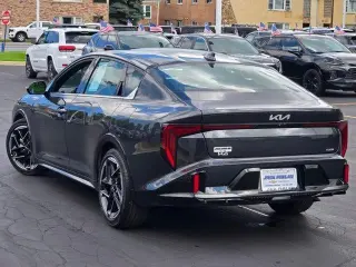 Kia K4 2025 GT-Line 4dr Sedán