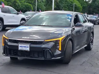 Kia K4 2025 GT-Line 4dr Sedán