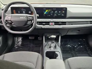 Kia K4 2025 LXS 4dr Sedán