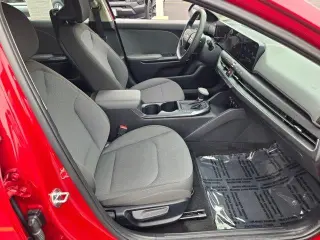 Kia K4 2025 LXS 4dr Sedán