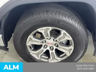 GMC Sierra 1500 2025 4x2 SLT 4dr Crew Cab 5.8 ft. SB