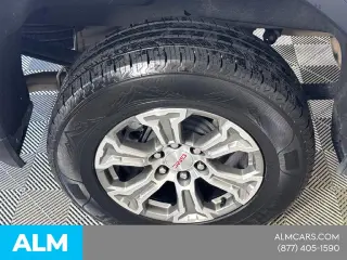 GMC Sierra 1500 2025 4x2 SLT 4dr Crew Cab 5.8 ft. SB