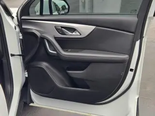 Chevrolet Blazer 2023 AWD LT SUV de 4 puertas con 2LT