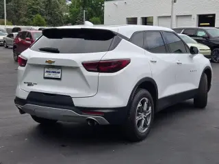 Chevrolet Blazer 2023 AWD LT SUV de 4 puertas con 2LT