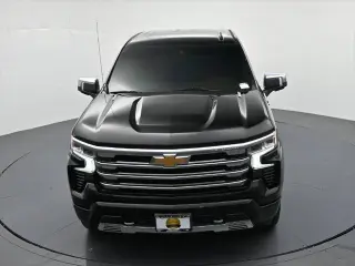 Chevrolet Silverado 1500 2023 4x4 High Country 4dr Crew Cab 5.8 ft. SB
