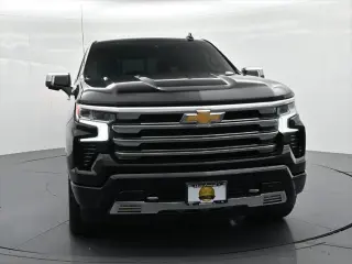 Chevrolet Silverado 1500 2023 4x4 High Country 4dr Crew Cab 5.8 ft. SB