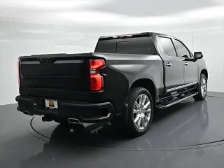 Chevrolet Silverado 1500 2023 4x4 High Country 4dr Crew Cab 5.8 ft. SB
