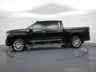 Chevrolet Silverado 1500 2023 4x4 High Country 4dr Crew Cab 5.8 ft. SB