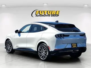 Ford Mustang Mach-E 2023 AWD GT 4dr SUV