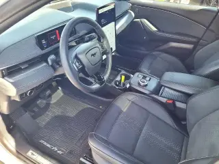 Ford Mustang Mach-E 2023 AWD GT 4dr SUV