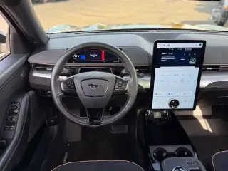 Ford Mustang Mach-E 2023 AWD GT 4dr SUV