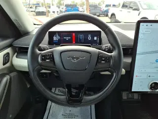 Ford Mustang Mach-E 2023 Premium 4dr SUV