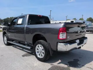 Ram 2500 2022 4x4 Big Horn 4dr Crew Cab 6.3 ft. SB Pickup