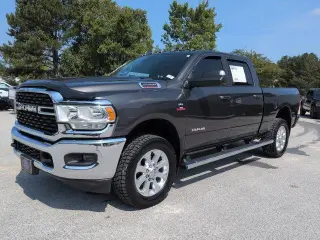 Ram 2500 2022 4x4 Big Horn 4dr Crew Cab 6.3 ft. SB Pickup
