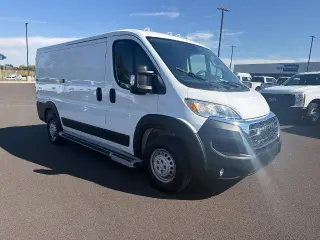 Ram ProMaster 2025 Tradesman 2500 136 WB 3dr Low Roof Cargo Van sin asiento del pasajero